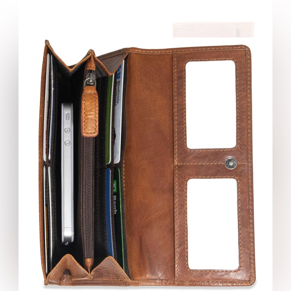 JACKGEORGES Voyager Clutch Wallet excellent condition - Picture 2 of 3